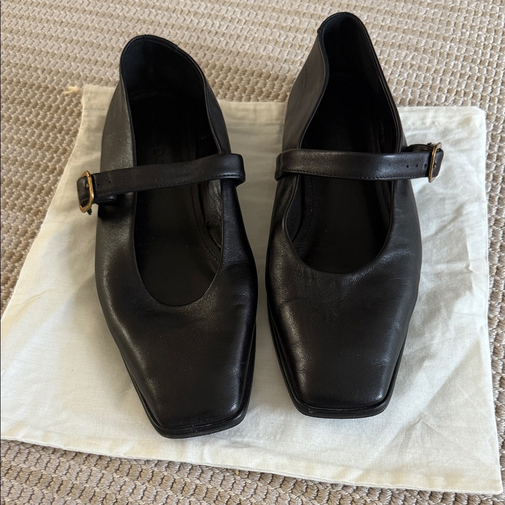 Massimo Dutti Black Leather Mary Jane Flats